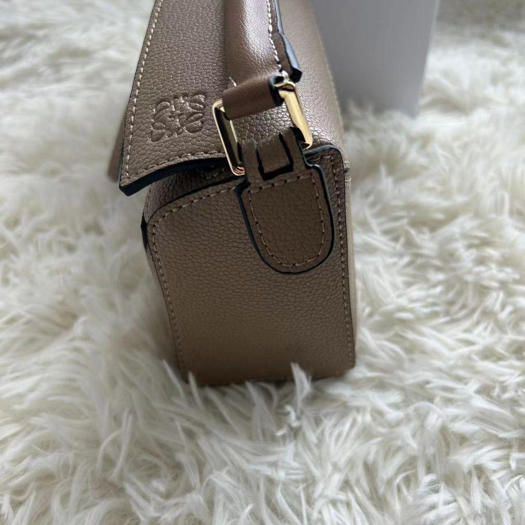 ヒ*コ様 LOEWE ロエベ パズルバッグ ミニ