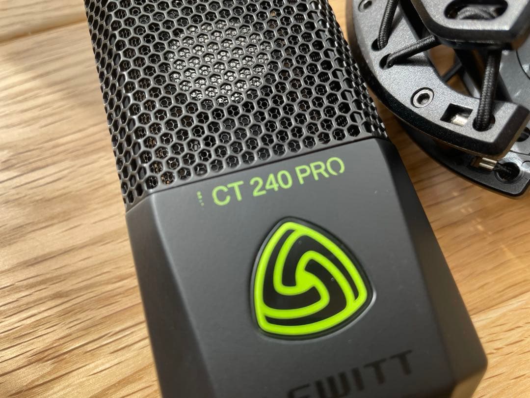 lewitt LCT 240 PRO 専用ショックマウント付 その1