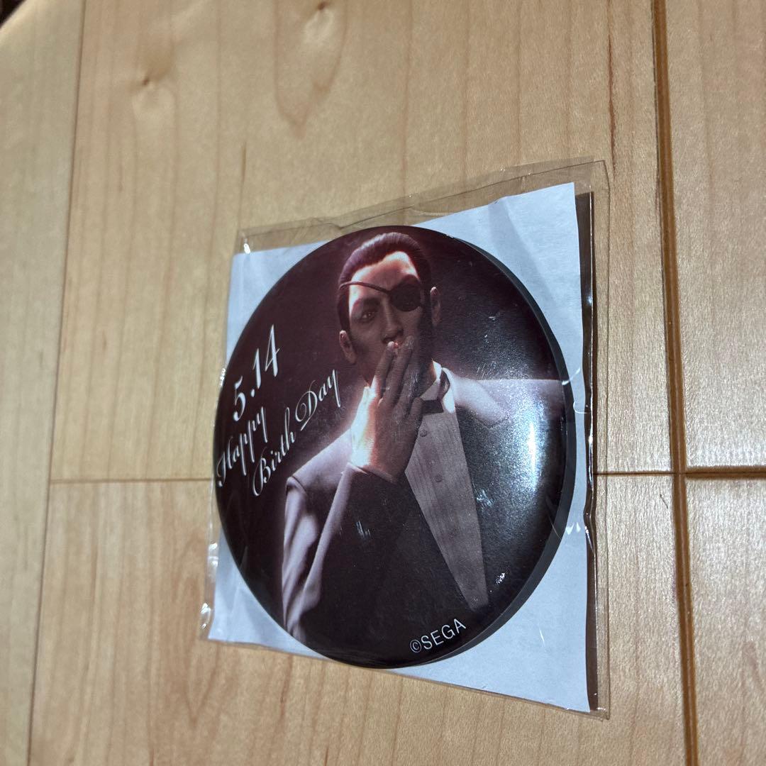 龍が如く 真島吾朗 くじ 誕生日特典缶バッジ - メルカリ