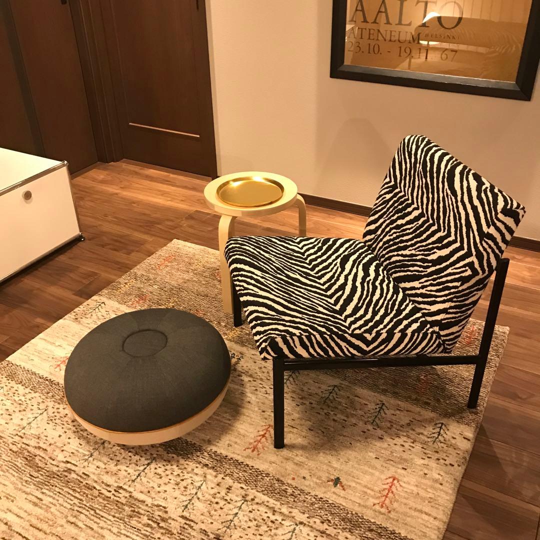Fritz Hansen/フリッツハンセン スツール POUF/プフ 丸椅子