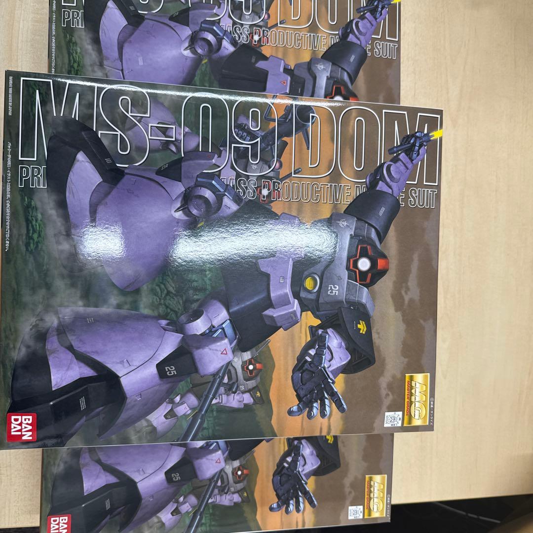 ㉗ MG ドム 三体セット HGUC MS-09 ドム 黒い三連星トリプルドムセット