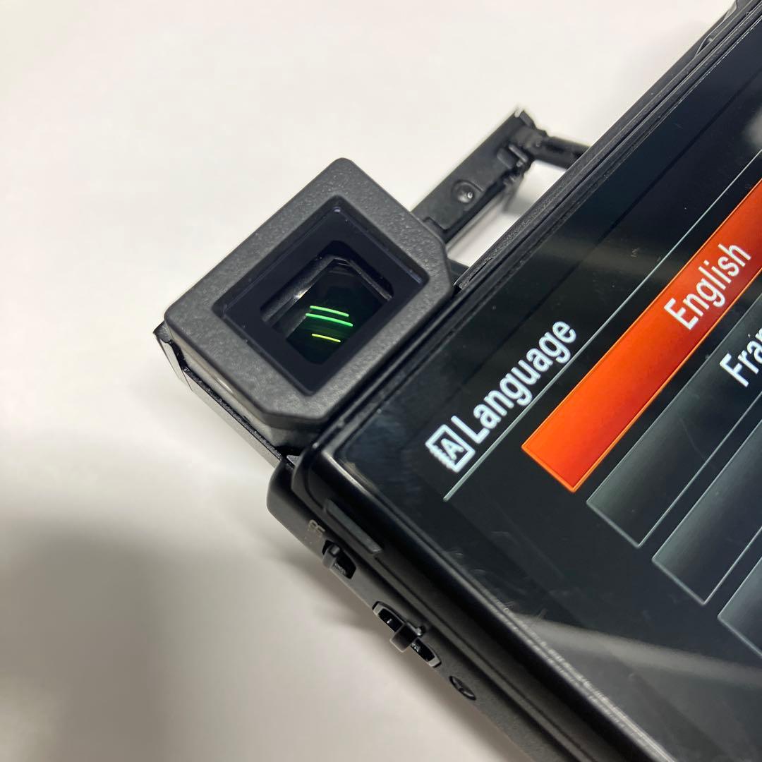 ポ*プ様 【訳あり】Sony RX100M5 デジタルカメラ【動作良好】 2025年