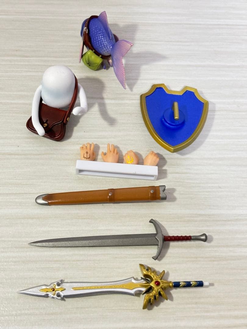 ブリングアーツ ドラゴンクエストXI 主人公 勇者 メタルスライム