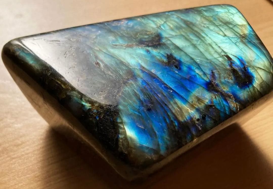 マジックワーカーの石】ラブラドライト マダガスカル産 924g フリー