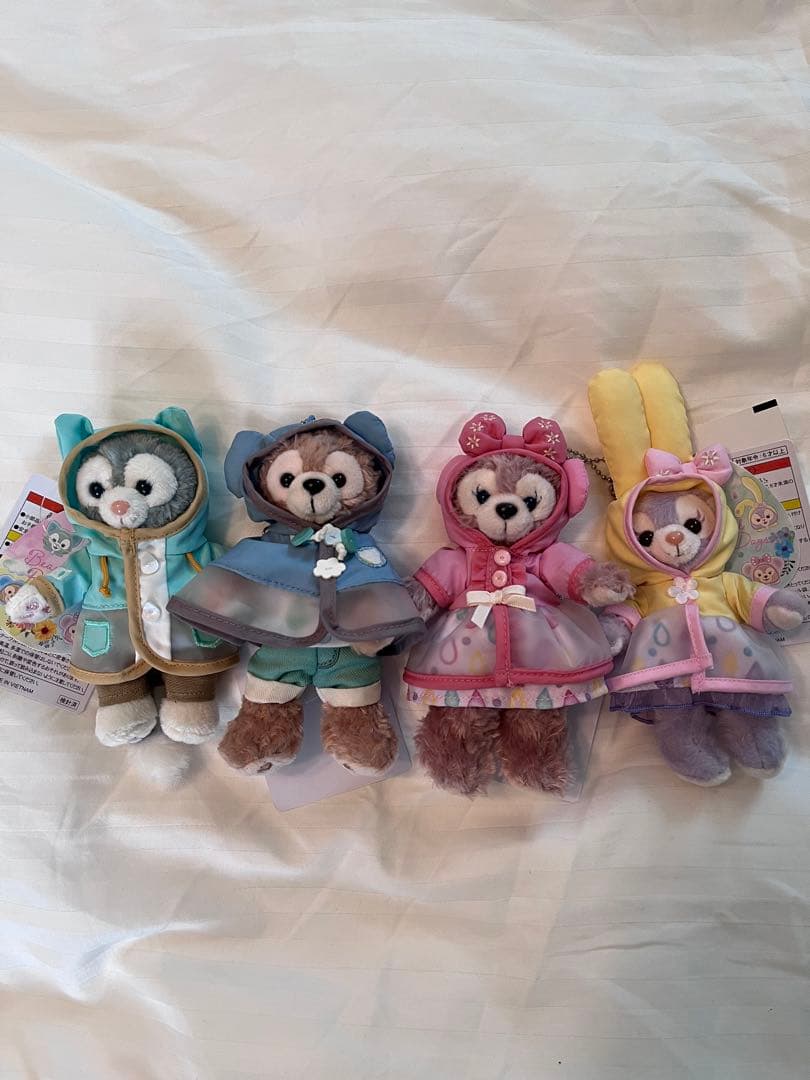 ダッフィー ビューティフルレイニーデイズ ぬいぐるみバッジ 4点