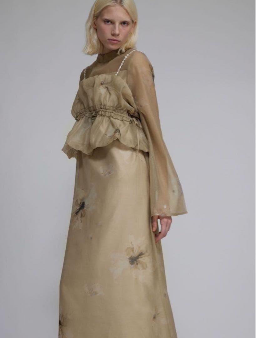 willfullyベージュ フリル付き ロングドレス