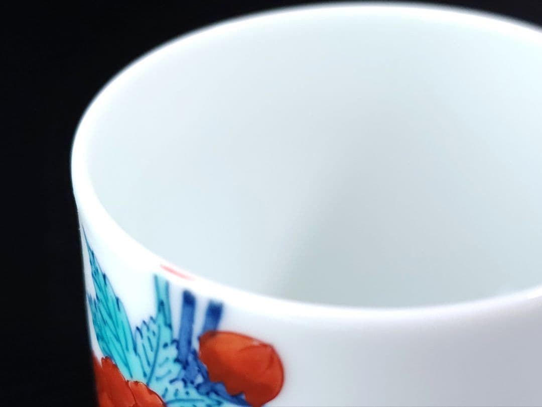 十二代 今泉今右衛門 錦芙蓉絵組湯呑 （夫婦 2客）共箱／栞