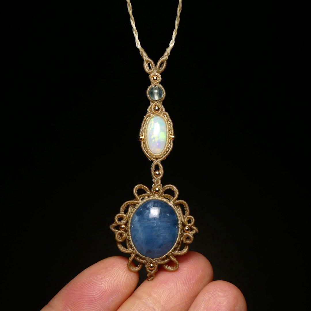 宝石質オパール・アクアマリンのマクラメネックレス