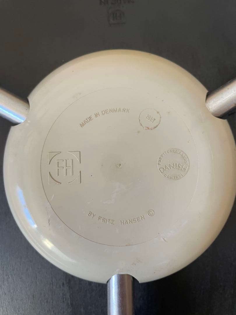 スツール DOT STOOL Model 3170