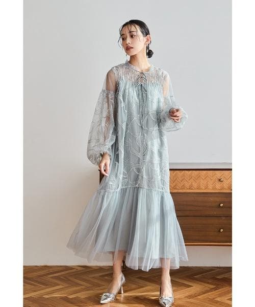 美品 niana ニアナ リボンエンブロイダリーレイヤードドレス L 大きい