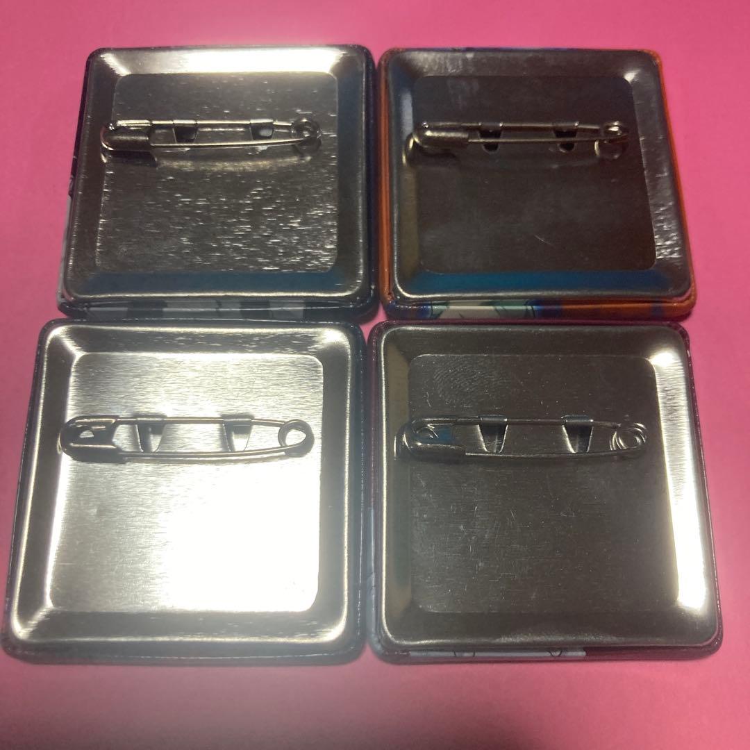 遊戯王 20周年記念 キューブコレクション缶バッジ 4セット - メルカリ