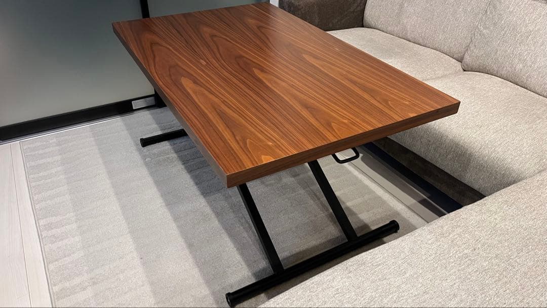 【掲載期間1/25まで！早い者勝ち】ニトリ昇降式ダイニングテーブル　ウォルナット