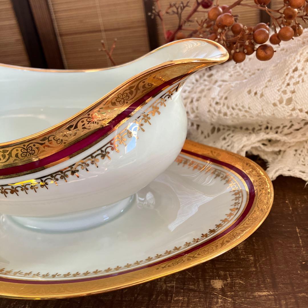 フランスアンティーク Limoges ロカイユスタイル 白磁のソーシエール 金彩