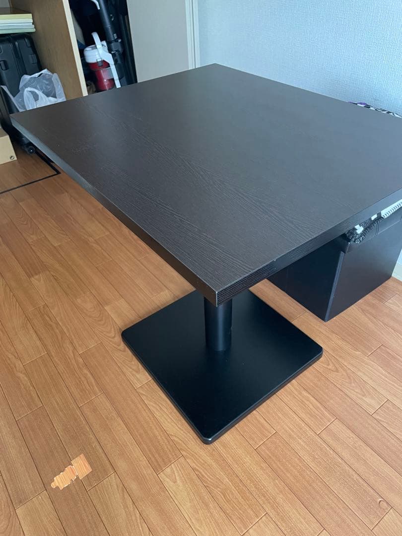 業務用 カフェテーブル 600×750×H700 取り付け用ネジ付き