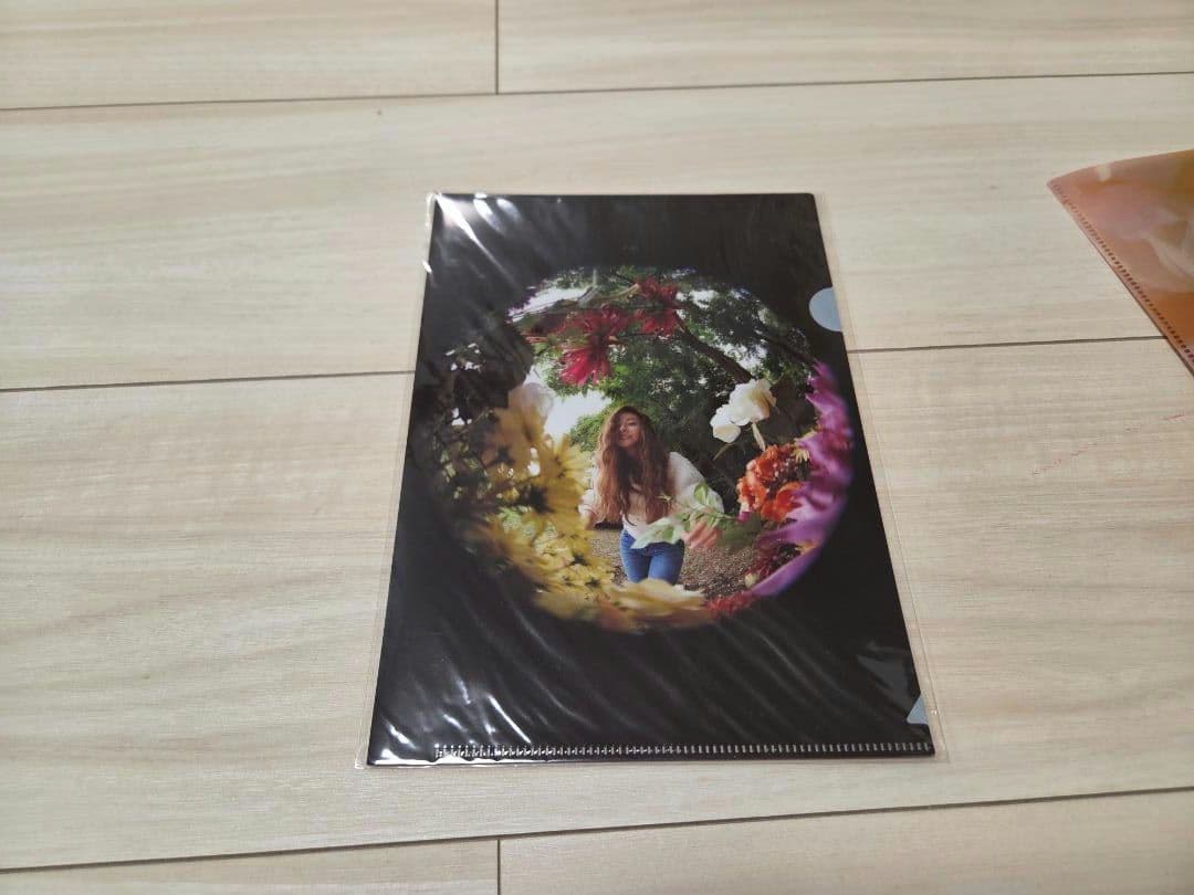 倉木麻衣 コレクションセット：ポスター・メダル・ストラップ