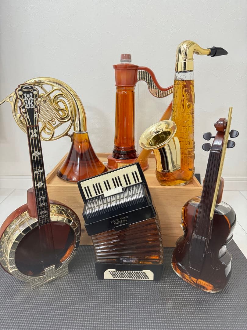 サントリーウイスキー SUNTORY WHISKY 楽器ボトル 6点セット - メルカリ