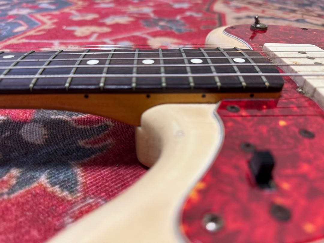 Fender Japan Jazzmaster アイボリー