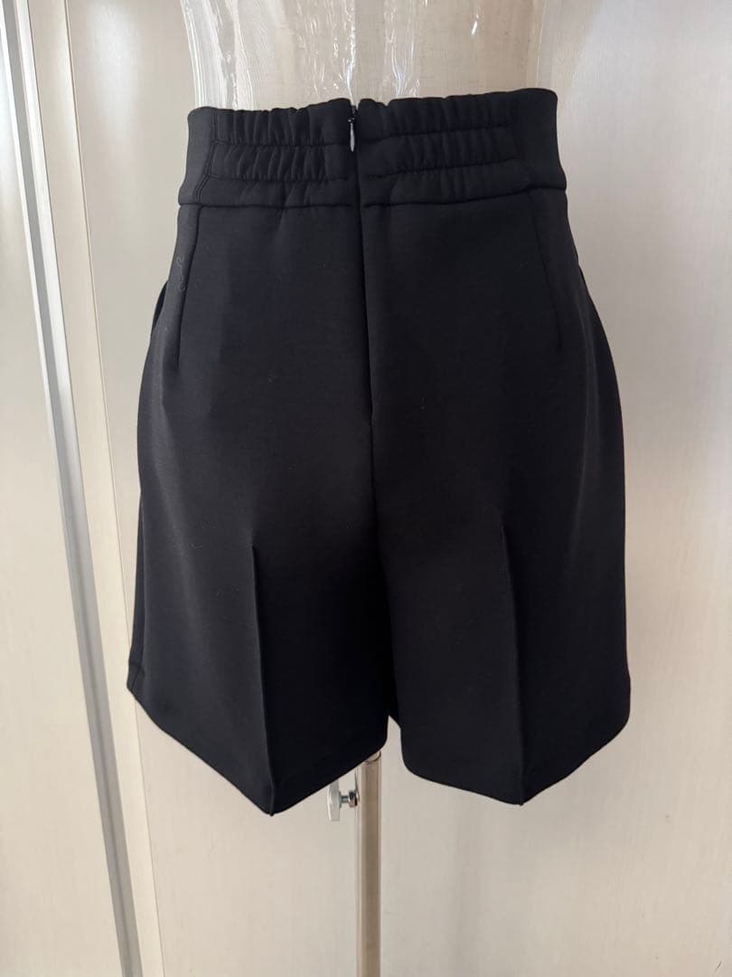 【新品】JENNEキュロット黒オールシーズンOK