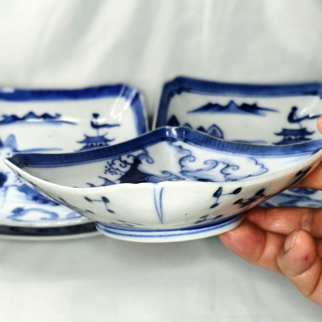 古伊万里 染付隅切り四方皿 手描き山水図 在銘 時代物 旧家蔵出し美品