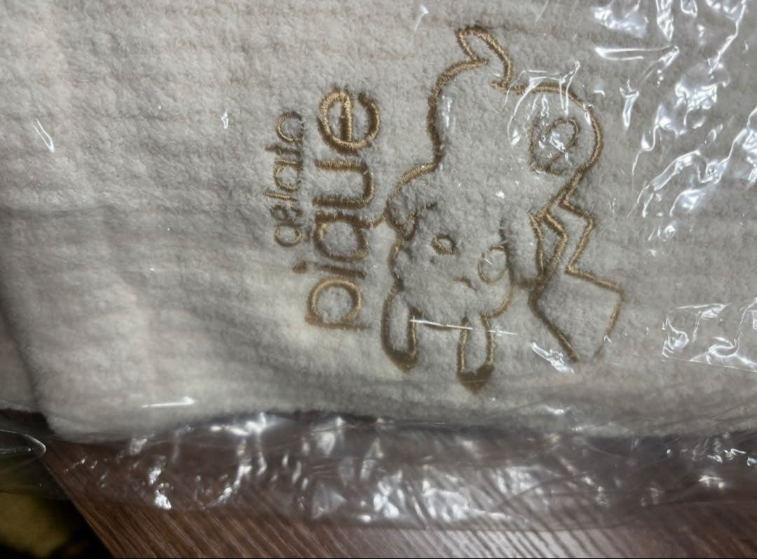 ジェラートピケ ポケモン　ピカチュウ フーディ&レッグウォーマーレギンスセット