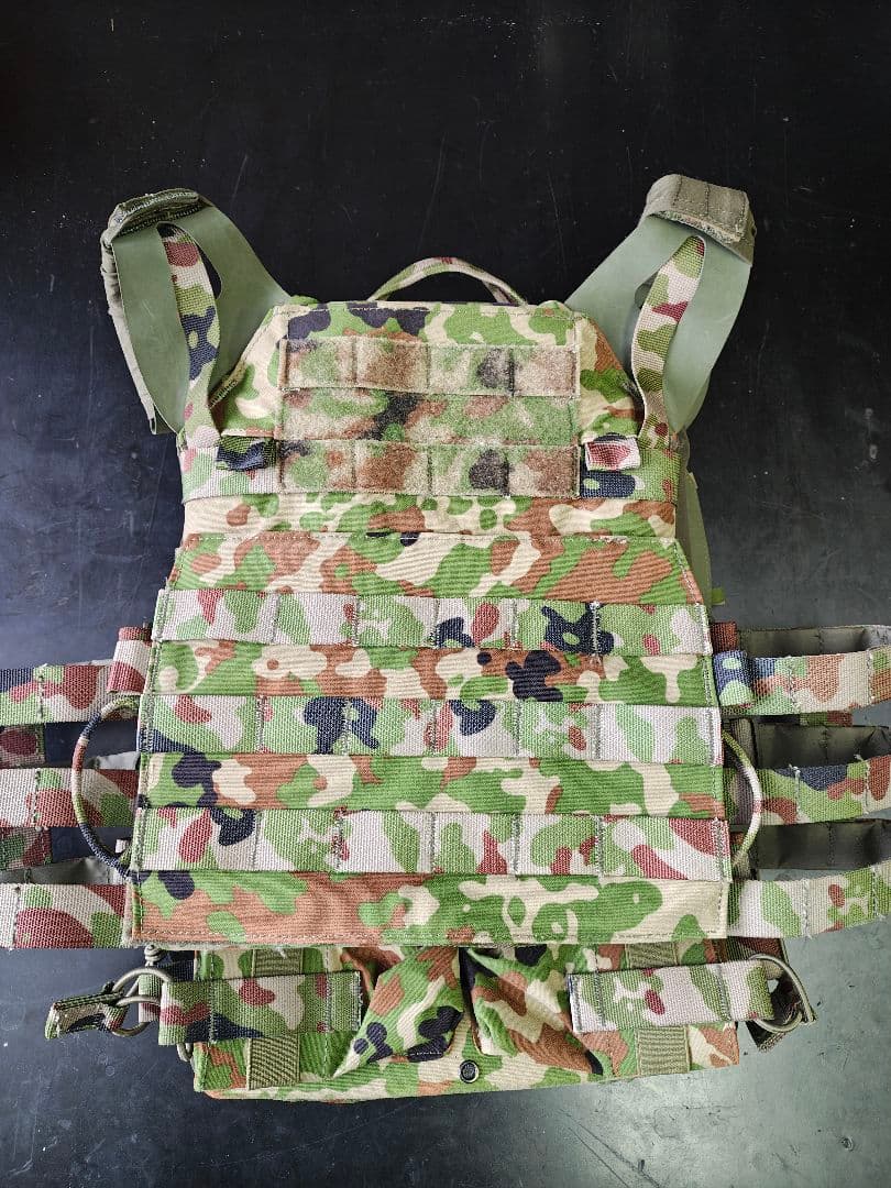 陸自迷彩プレートキャリア JPC2.0セット MILITIVE製 - メルカリ
