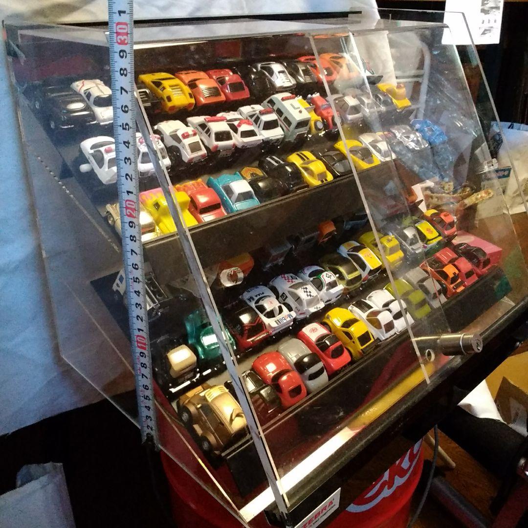 ミニカー７２台とケースまとめて