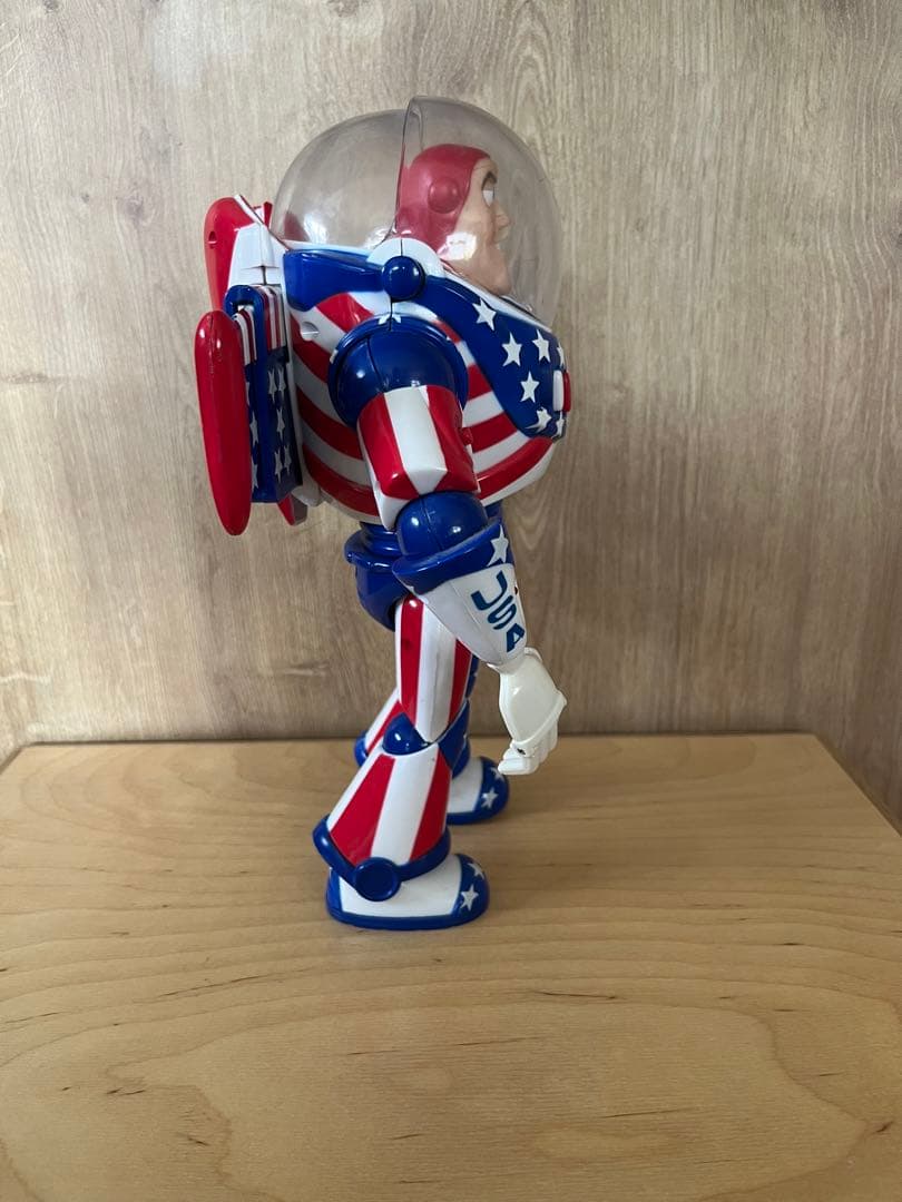 海外版トイストーリー 星条旗 バズ・ライトイヤー トーキングフィギア