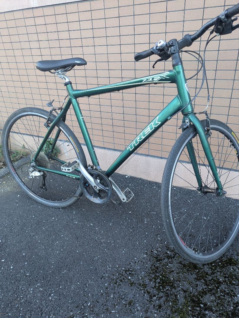 【近隣配送無料！】TREK 7.3FX クロスバイク グリーン 自転車