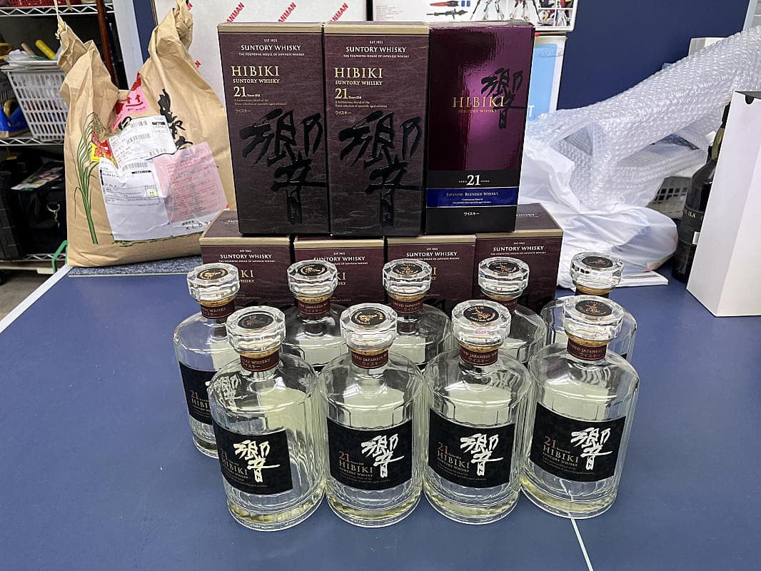 響 21年 HIBIKI ウィスキー 空瓶 9本セット！箱付 無洗浄 サントリー