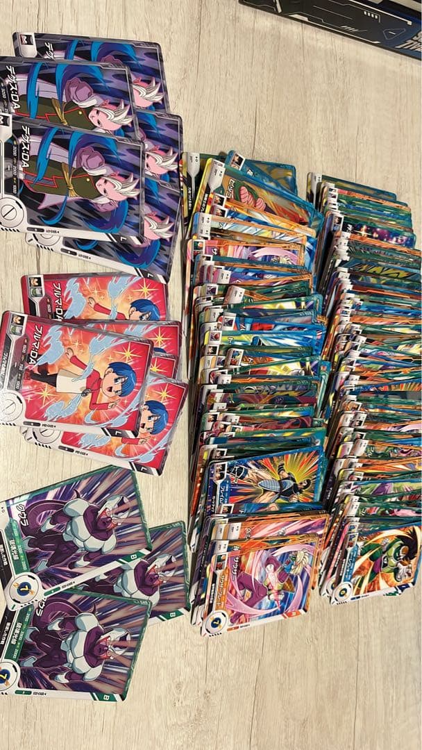 ドラゴンボールスーパーダイバーズ引退品　バナパス付き