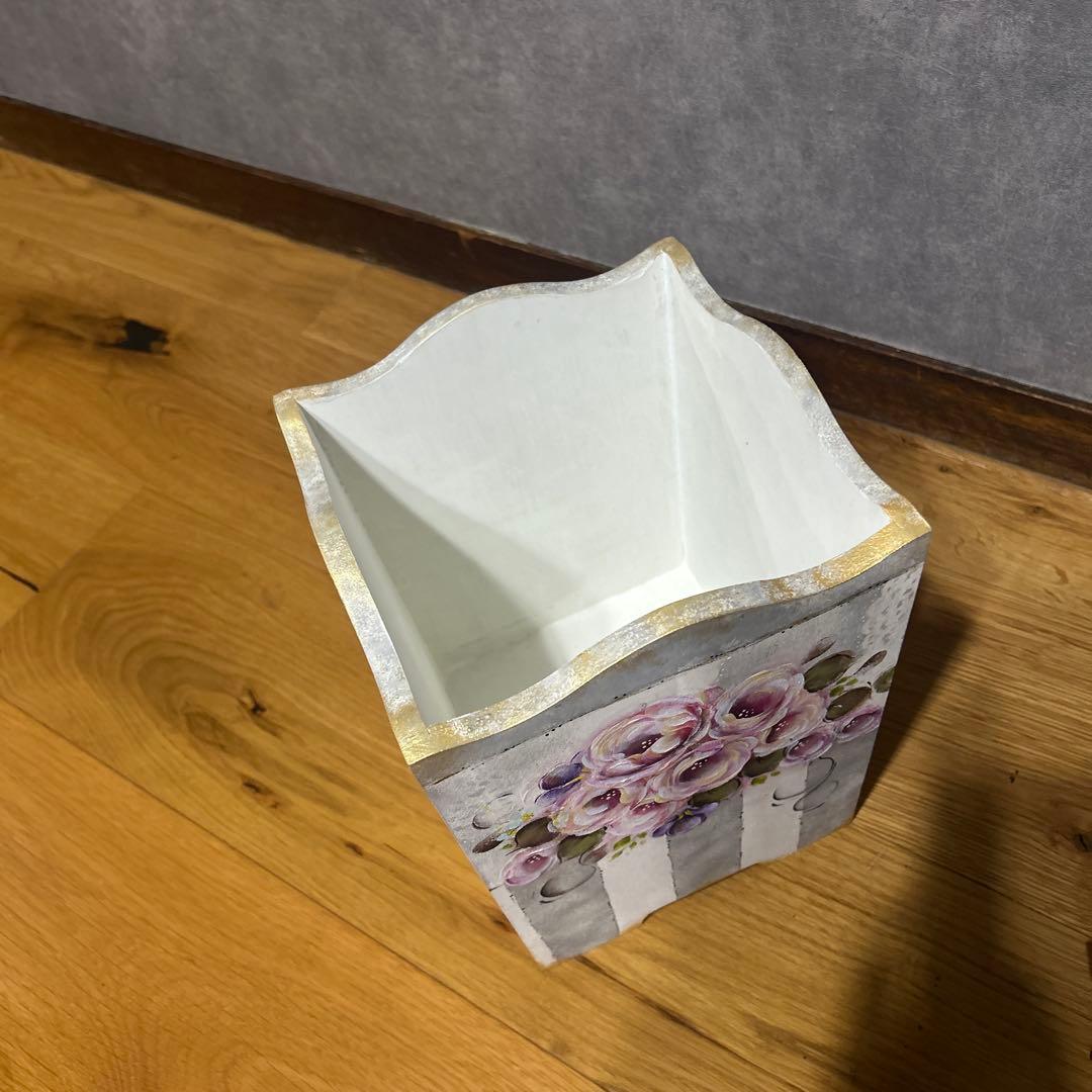 ボックス、トートバッグ。ばら園です。