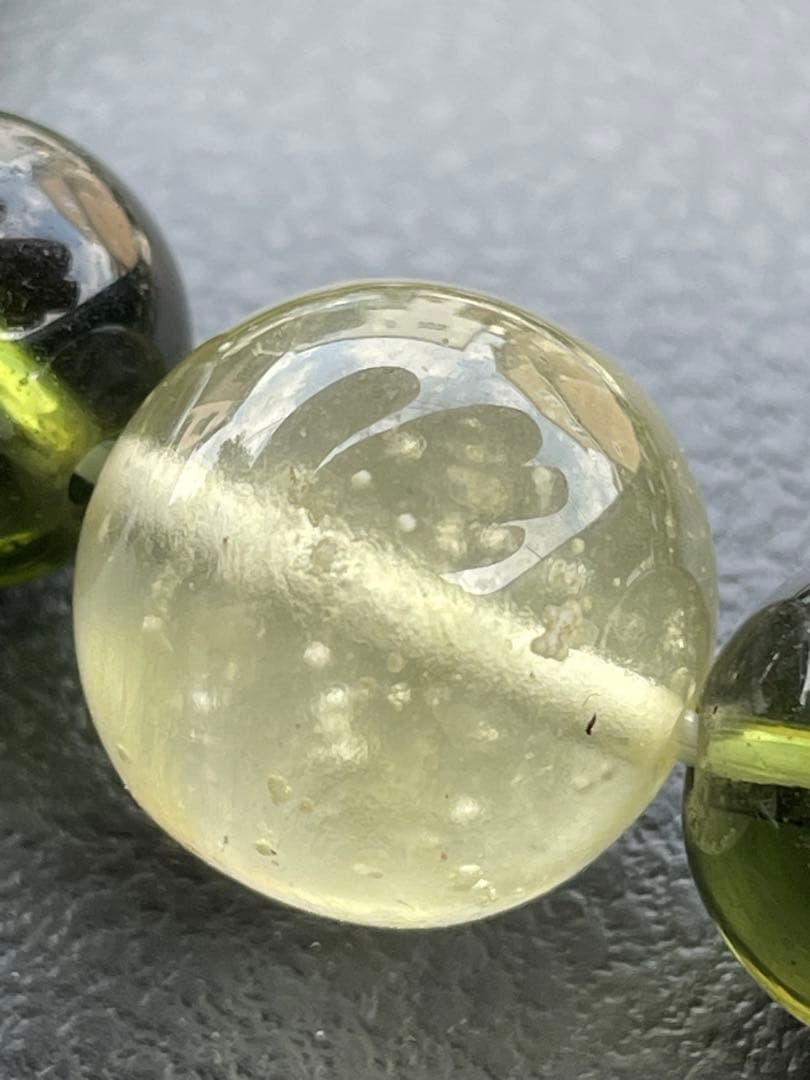 専用リビアングラス