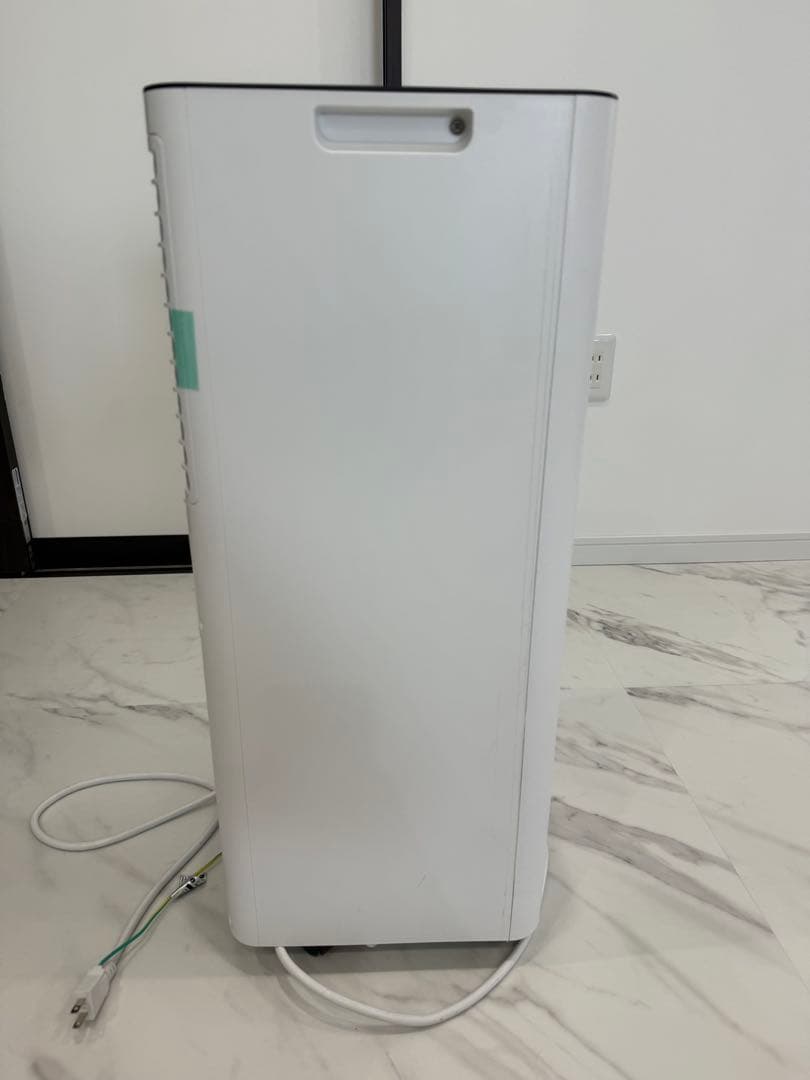 2025年9月購入品　ドン・キホーテ　スポットクーラー　SC-DQ2546-WH