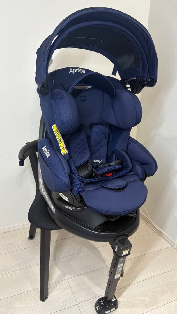 極上　Aprica フラディアグロウ ISOFIX プレミアム　チャイルドシート