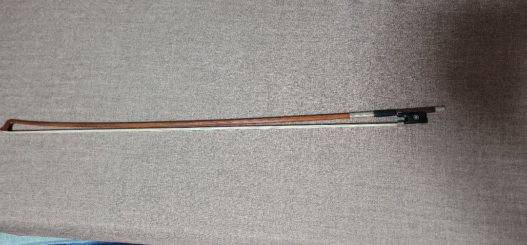 Otto Durrschmidt バイオリン弓 4/4 角弓