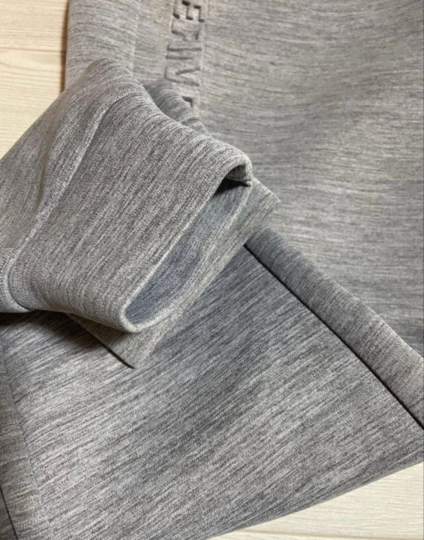 BRIEFING グレー 3Dデザイン