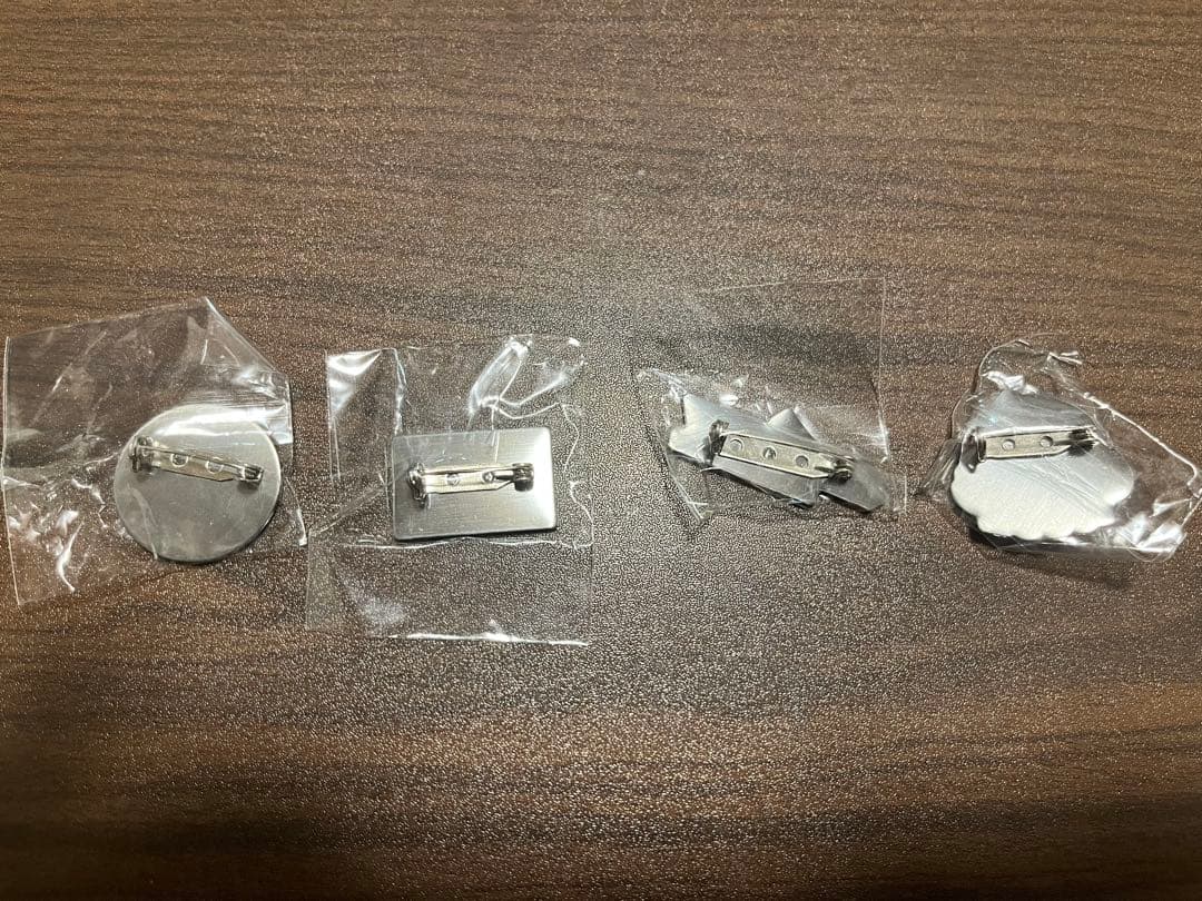 dominospizza ドミノピザ 1000店舗記念 rarry ピンバッジ