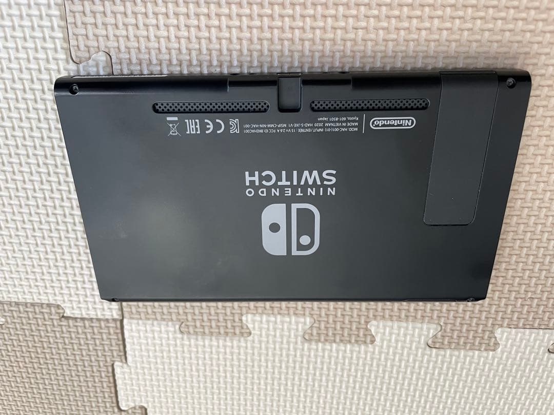 【れっど】Nintendo Switch 本体 青/赤 Joy-Con