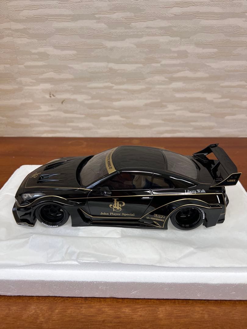 No68 ミニカー1/18箱ありLB-Silhouette 35GT-RR