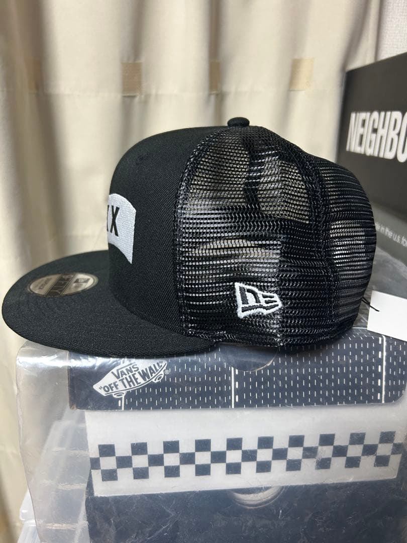 GOD SELECTION XXX NEWERA MESH CAP
