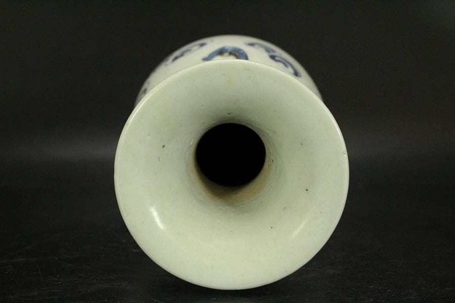 中国美術 青花 龍巻 仙人紋 瓶 高23.5cm(LC139)