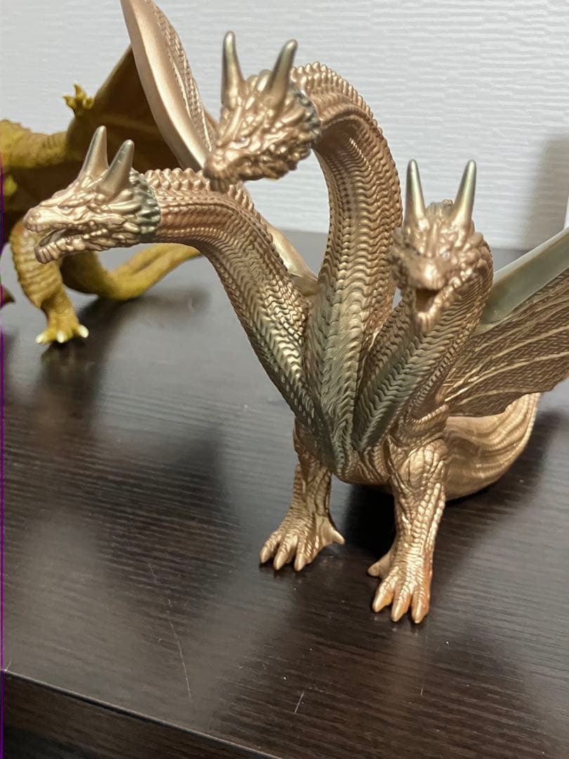 日*0様 USJ限定キングギドラ 西武園ゆうえんち限定ゴジラ キングギドラ