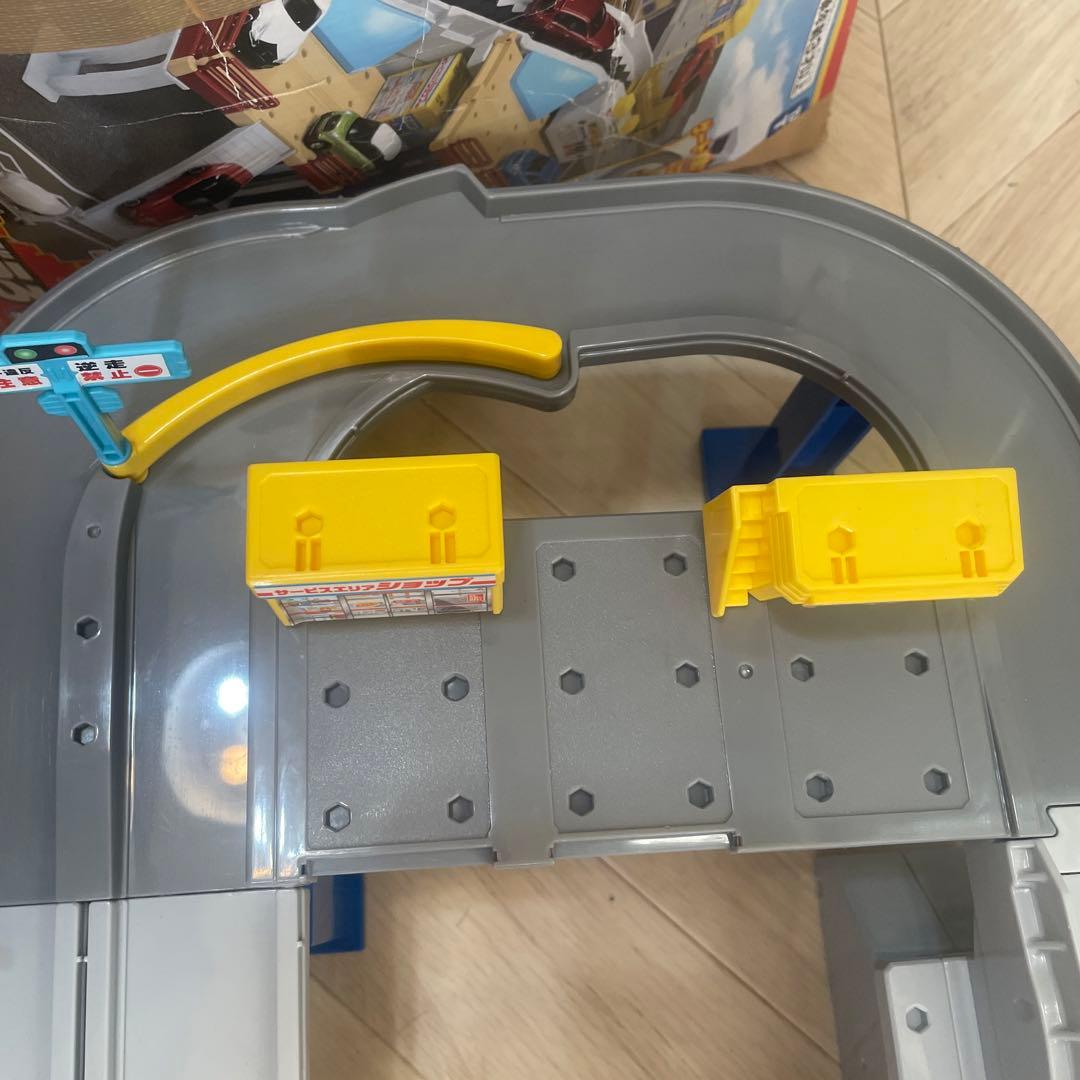 トミカ　DXサウンドポリスステーション　トミカアクション高速道路　まとめ売り