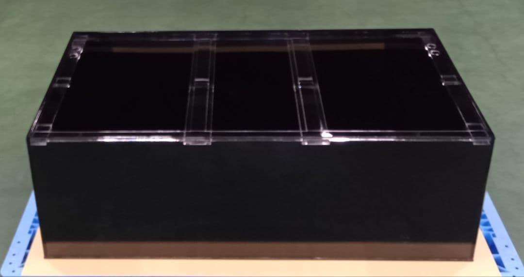 アクリル水槽 W1200 D700 H400 四面黒 ワンオフ 佐川急便発送 - メルカリ