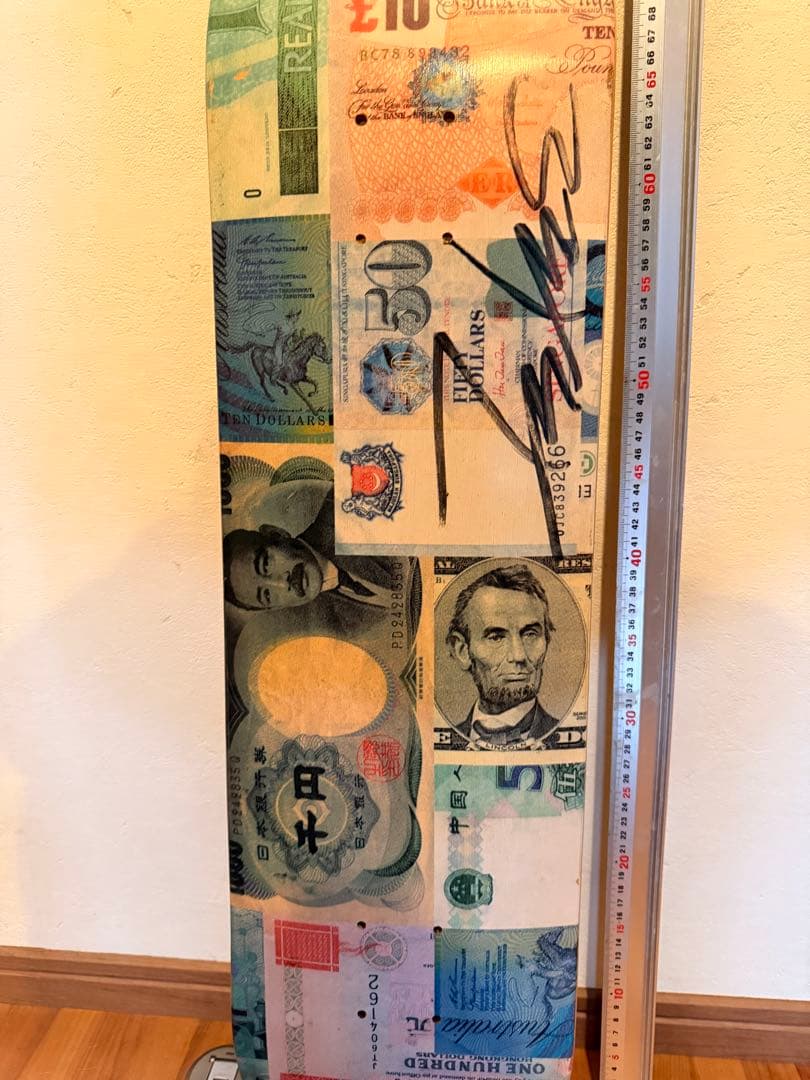 フューチュラスケートボードデッキ　フューチュラサイン入り