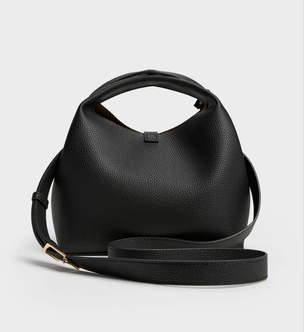 CHARLES & KEITH チャンス メタリックアクセントバケットバッグ