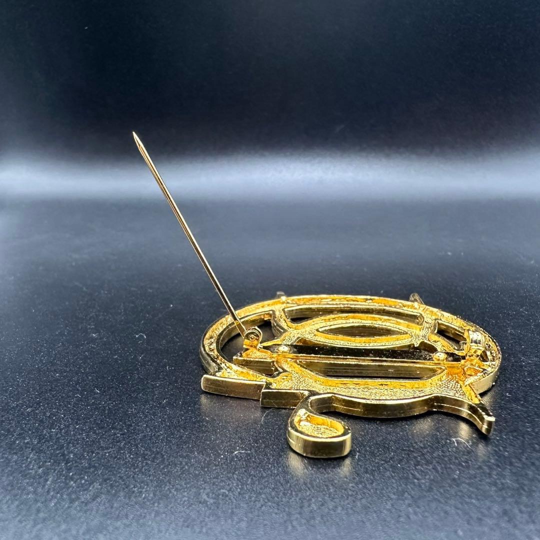 極美品✨ Dior ディオール ブローチ CD ロゴ 希少 刻印 1504 - メルカリ