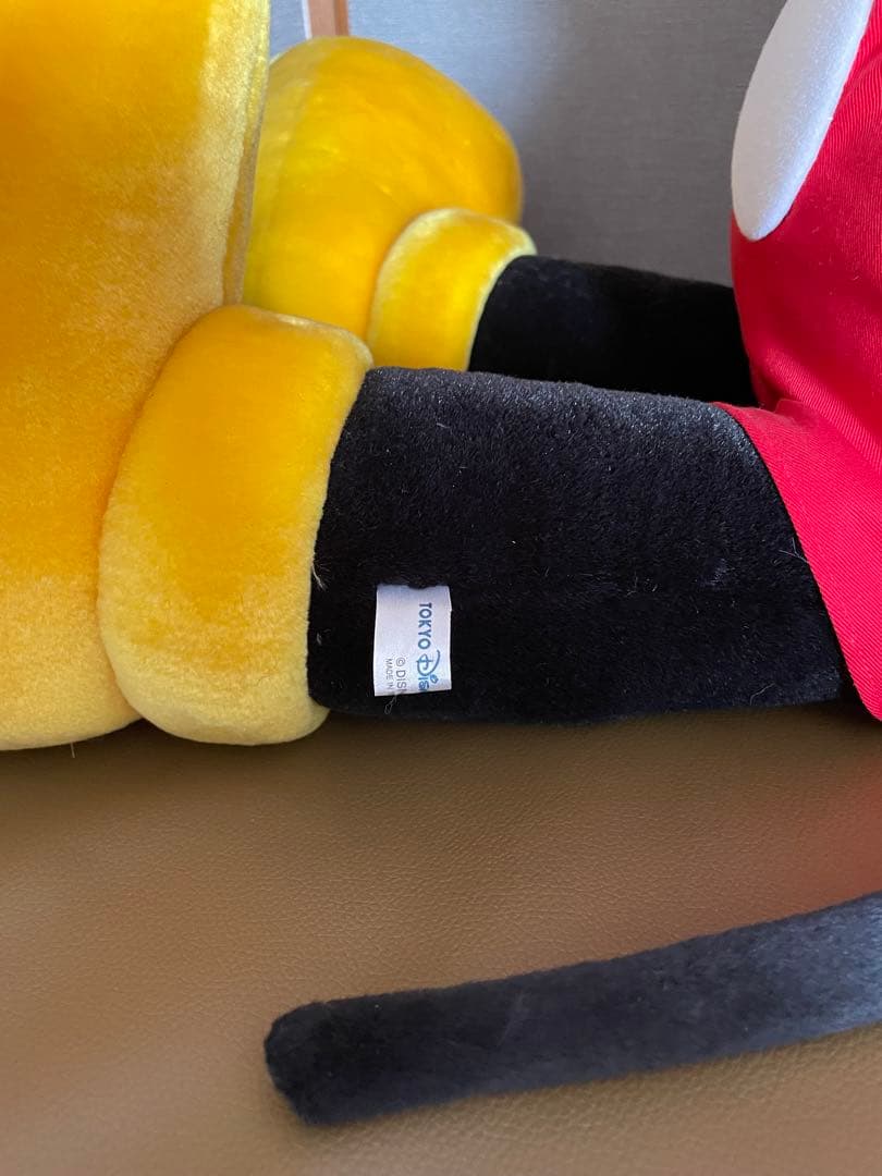 ミッキー マウス　特大ぬいぐるみ