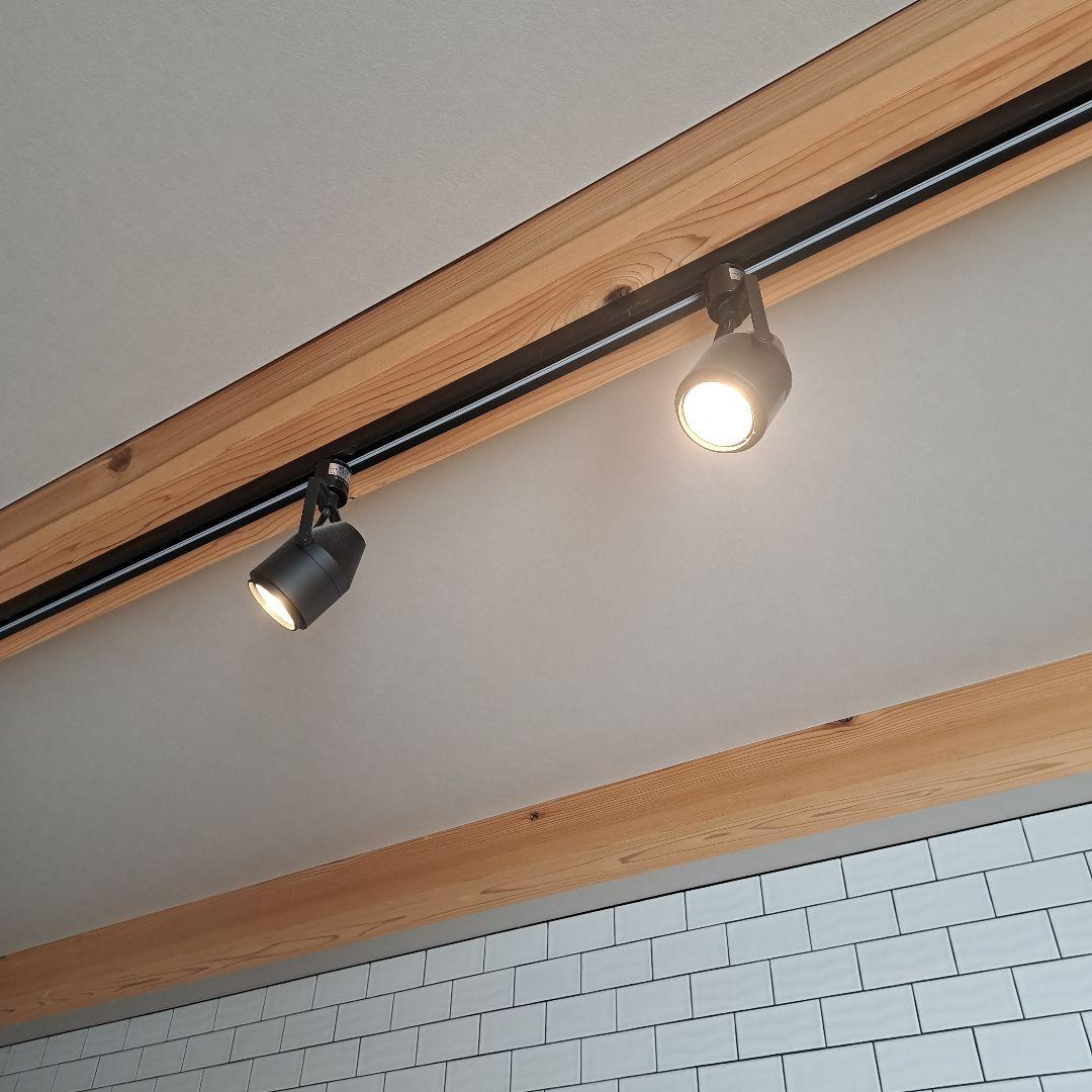 スポットライト　ブラック　２個　型番OS047282