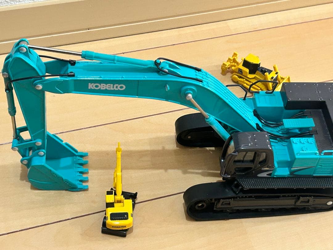 KOBELCO ミニチュア重機セット